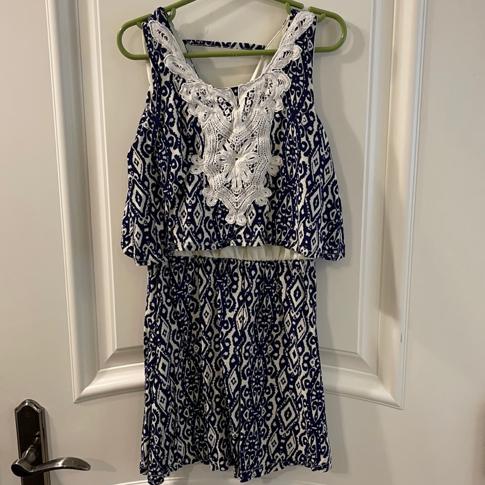 Girls sleeveless dress size 8